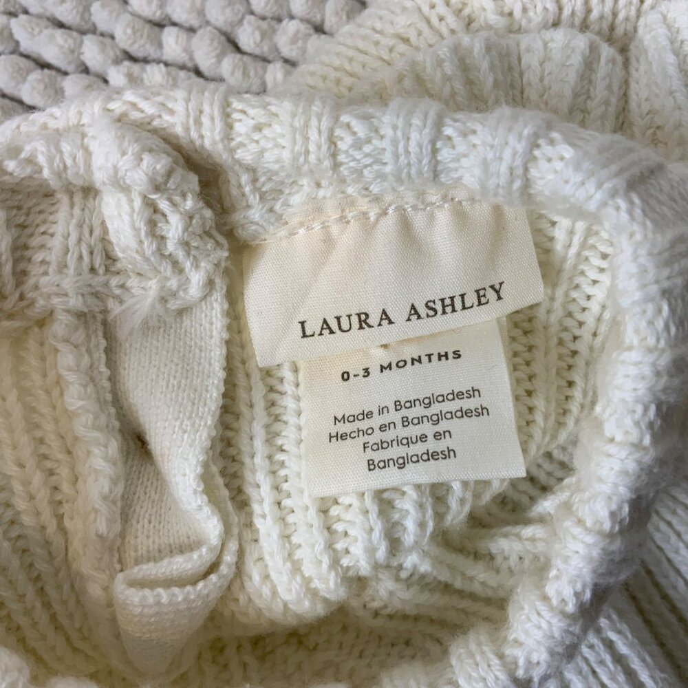 Laura Ashley Girls Sweater Off white long sleeve ruffled bottom size 0-3m - Picture 2 of 4